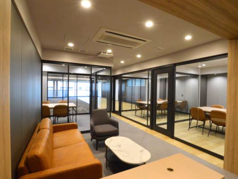 中央区東日本橋のセットアップオフィス物件（東日本橋駅徒歩1分、約65坪）