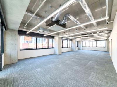 港区芝のセットアップオフィス物件(三田駅徒歩4分、約45坪)