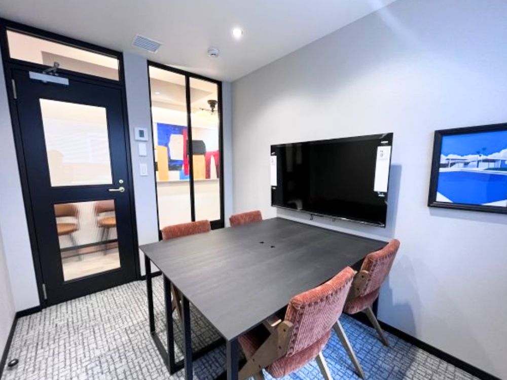 中央区八丁堀のフルセットアップオフィス物件（宝町駅徒歩3分、約30坪）