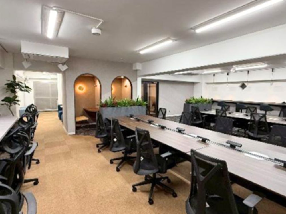 渋谷区渋谷のセットアップオフィス物件（渋谷駅徒歩6分、約40坪）