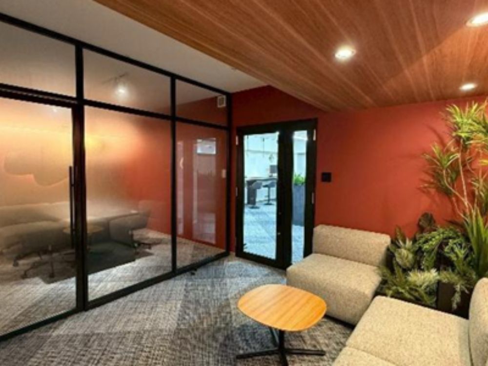 渋谷区渋谷のセットアップオフィス物件（渋谷駅徒歩6分、約40坪）