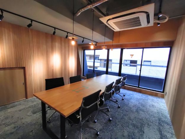 千代田区紀尾井町のセットアップオフィス物件（麹町駅徒歩3分、約30坪）