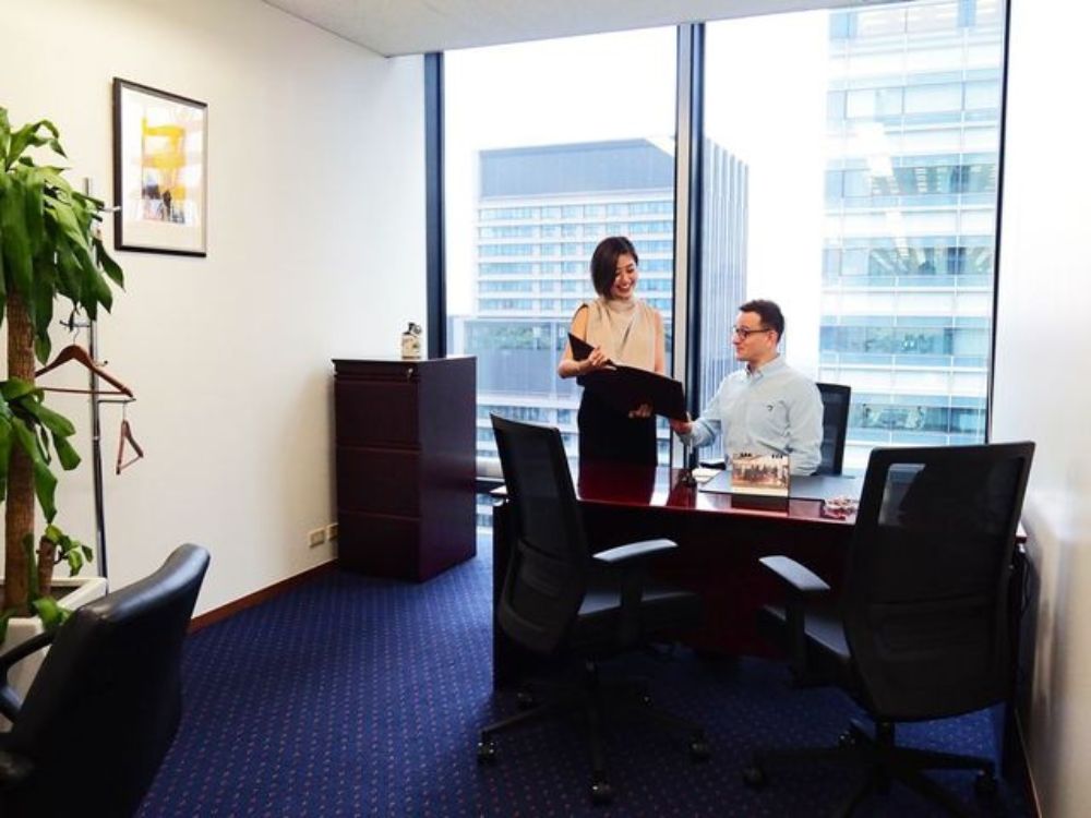 千代田区大手町の4-5名用オフィス物件（大手町駅徒歩1分、10坪未満）