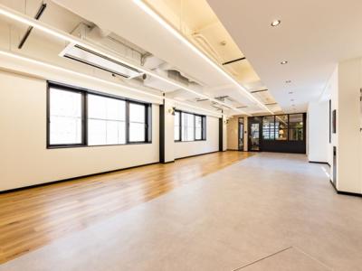 新宿区市谷本村町のセットアップオフィス物件(市ヶ谷駅徒歩3分、約45坪)