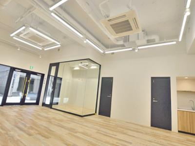 千代田区岩本町のセットアップ物件（岩本町駅徒歩3分、約15坪）