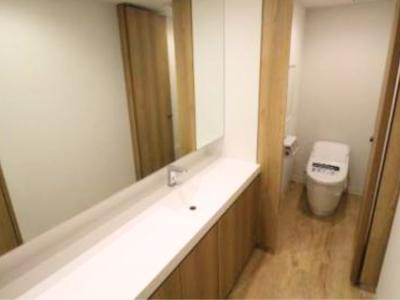 千代田区神田須田町のセットアップオフィス物件（神田駅徒歩2分、約35坪）