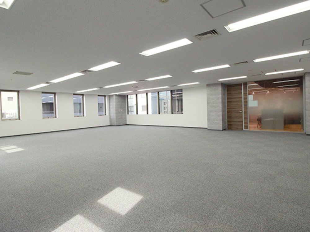 千代田区神田紺屋町のセットアップオフィス物件（神田駅徒歩4分、約115坪）