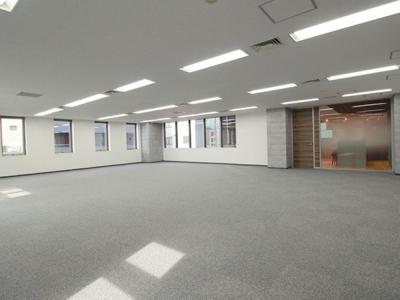 千代田区神田紺屋町のセットアップオフィス物件（神田駅徒歩4分、約115坪）