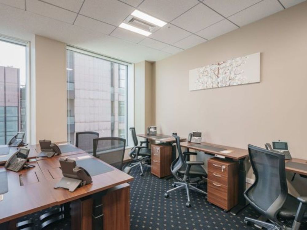 港区虎ノ門の3-6名用オフィス物件（神谷町駅徒歩2分、10坪未満）