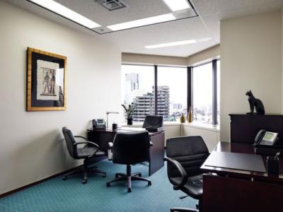 港区虎ノ門の3-6名用オフィス物件（神谷町駅徒歩2分、10坪未満）