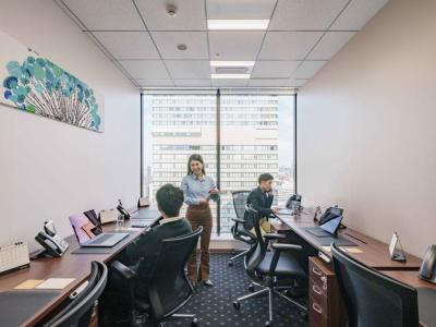 千代田区丸の内の1-3名用オフィス(東京駅徒歩1分、10坪未満)