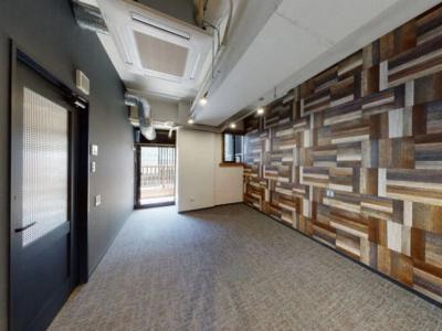 千代田区神田佐久間河岸の6-8名用オフィス物件(秋葉原駅徒歩1分、10坪未満)