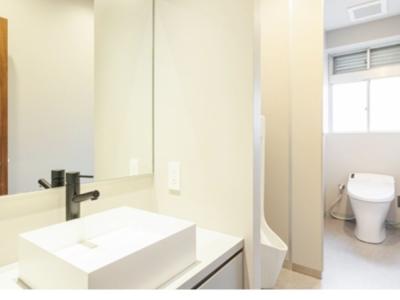 千代田区隼町のフルセットアップオフィス（半蔵門駅徒歩3分、約50坪）