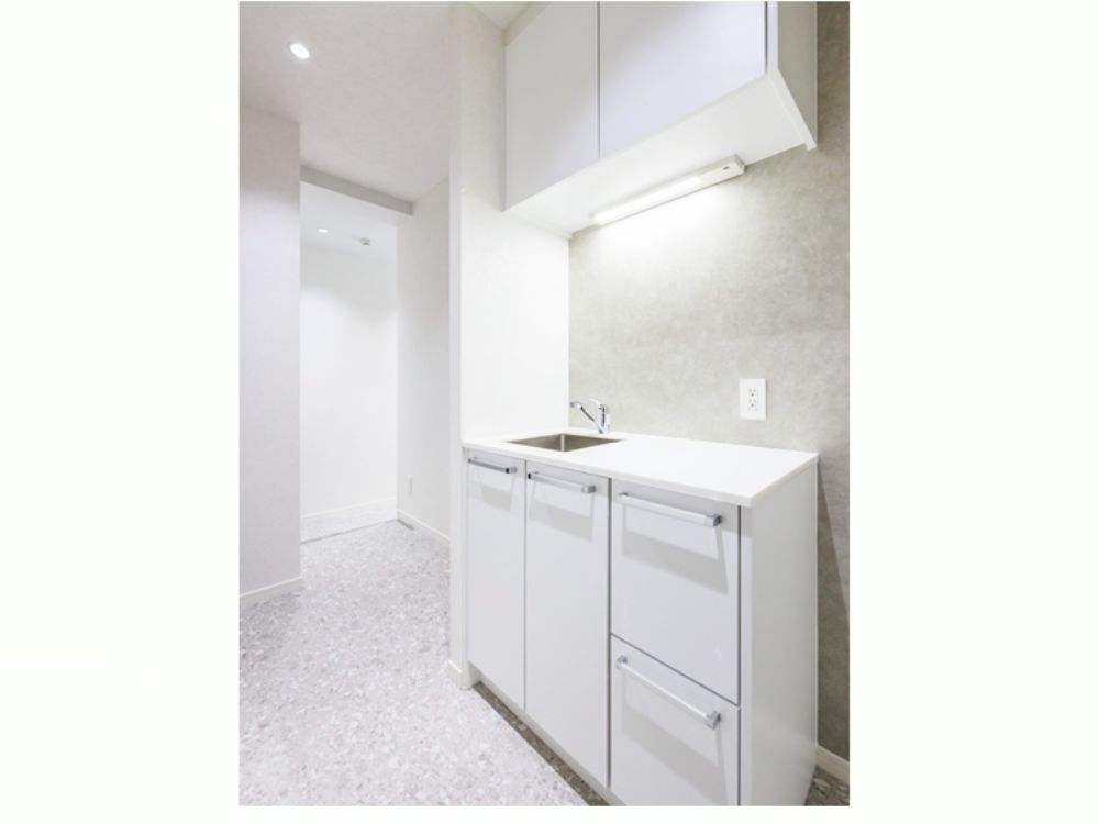 中央区日本橋小伝馬町のセットアップオフィス物件（小伝馬町駅徒歩2分、約20坪）