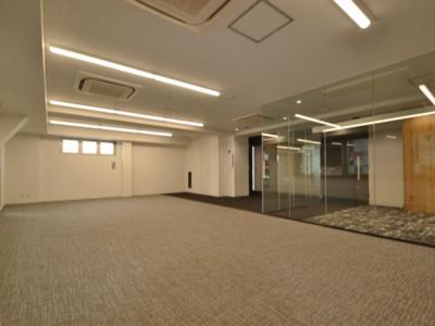 中央区八丁堀のセットアップオフィス物件(八丁堀駅徒歩2分、約30坪)
