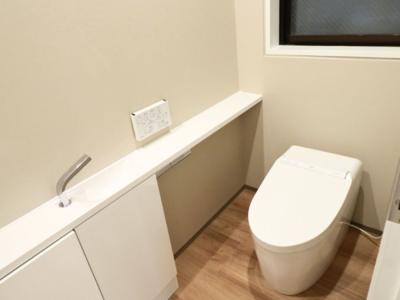 千代田区神田猿楽町のハーフセットアップオフィス物件（水道橋駅徒歩5分、約30坪）