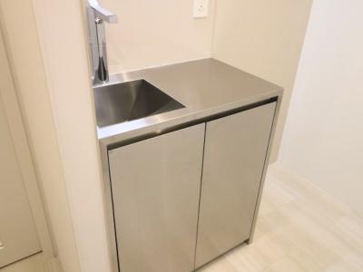 台東区東上野の専用テラス付きセットアップオフィス物件（仲御徒町駅徒歩1分、約50坪）