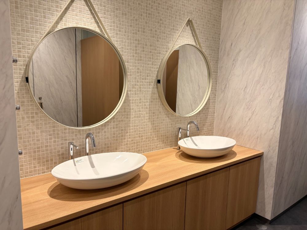 渋谷区円山町のセットアップオフィス物件（神泉駅徒歩3分、約60坪）