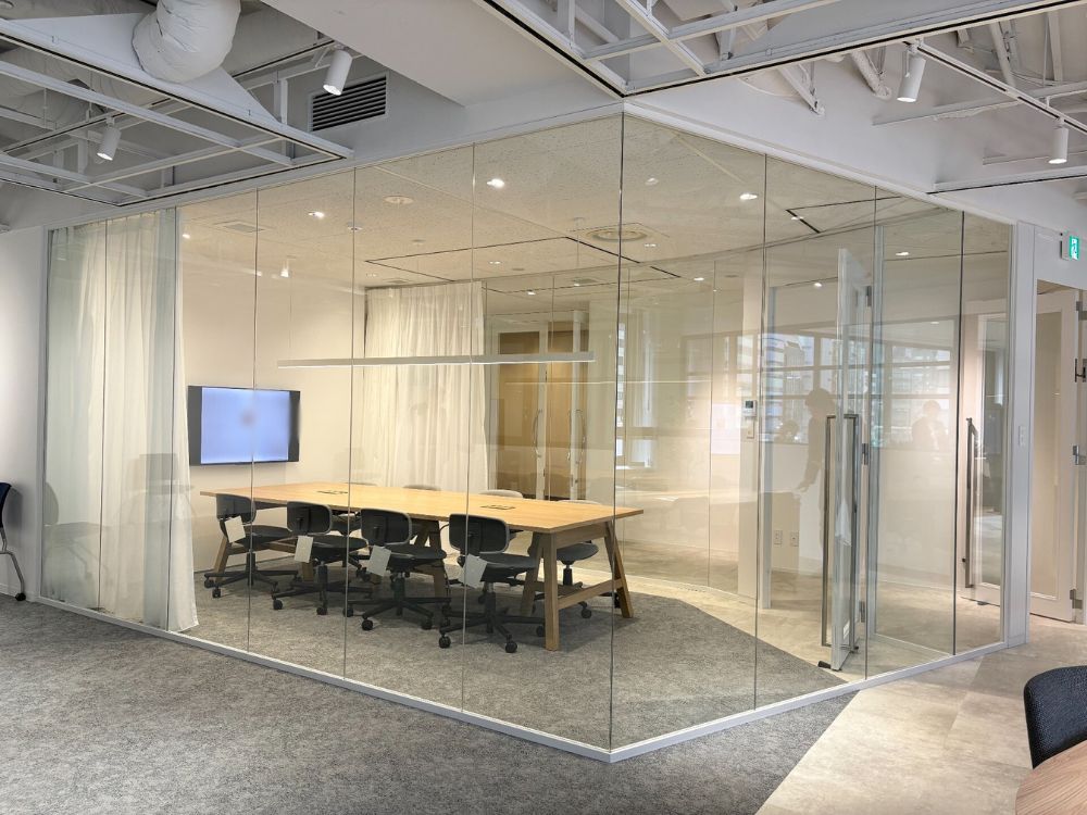 渋谷区円山町のセットアップオフィス物件（神泉駅徒歩3分、約60坪）