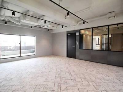 中央区八丁堀のセットアップオフィス物件（八丁堀駅徒歩1分、約35坪）