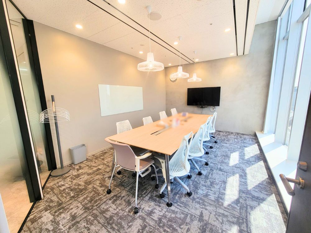 渋谷区南平台町の居抜きオフィス物件（神泉町駅徒歩5分、約90坪）