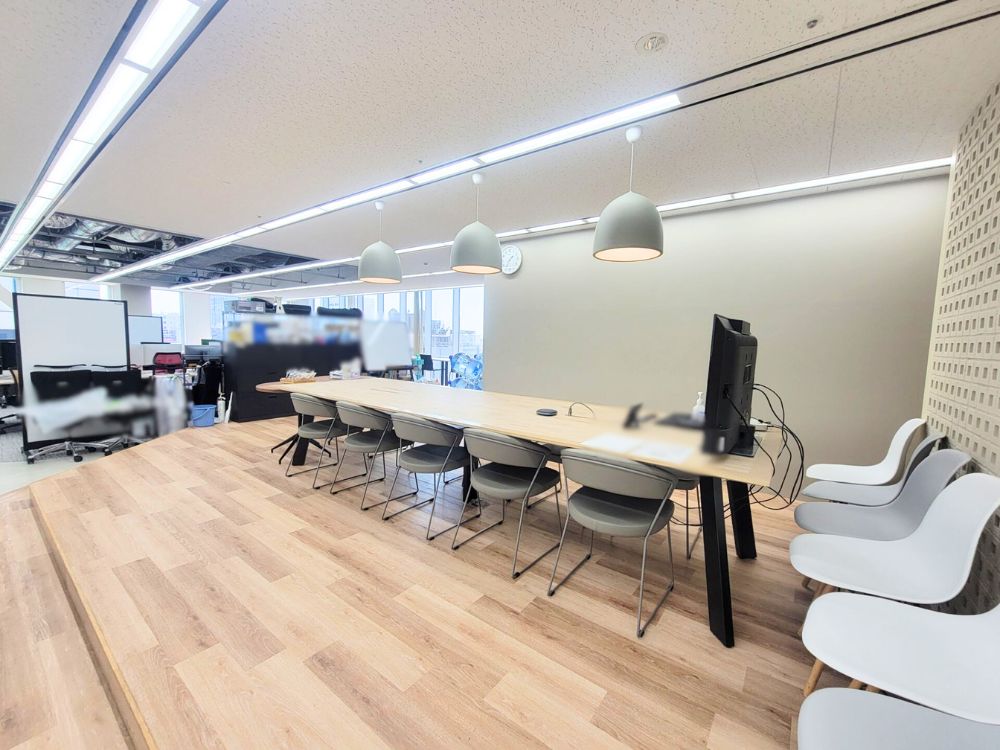 渋谷区南平台町の居抜きオフィス物件（神泉町駅徒歩5分、約90坪）