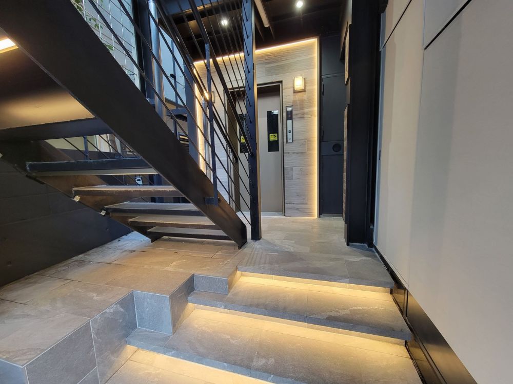 渋谷区東のセットアップオフィス物件（恵比寿駅徒歩9分、約30坪）