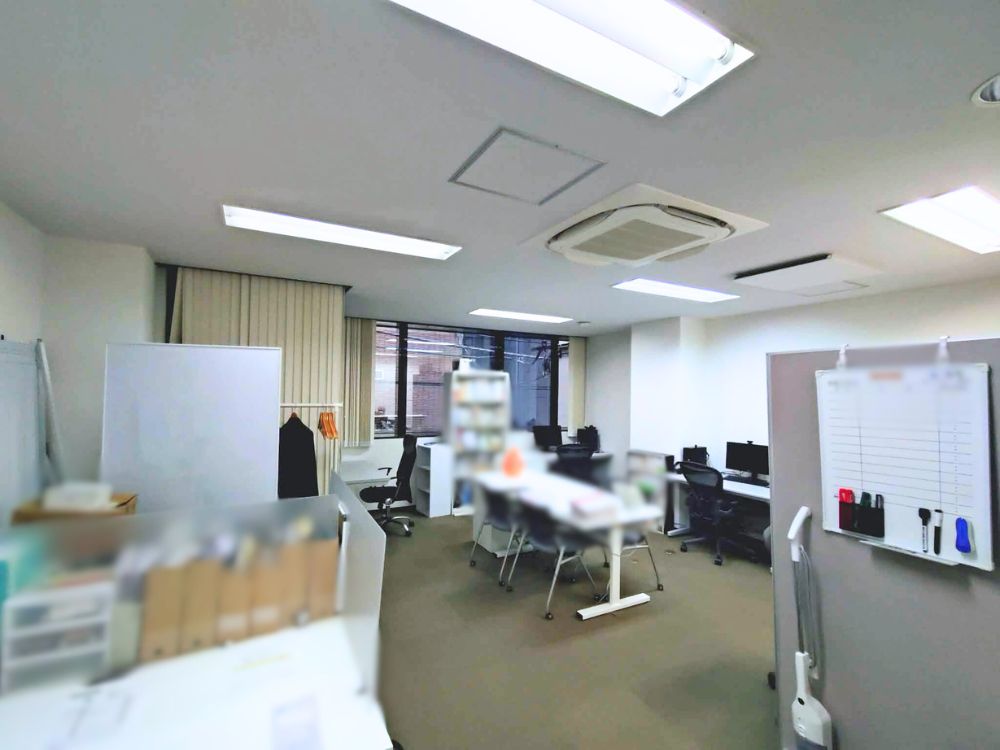 中央区新富のセットアップオフィス物件（新富町駅徒歩2分、約20坪）