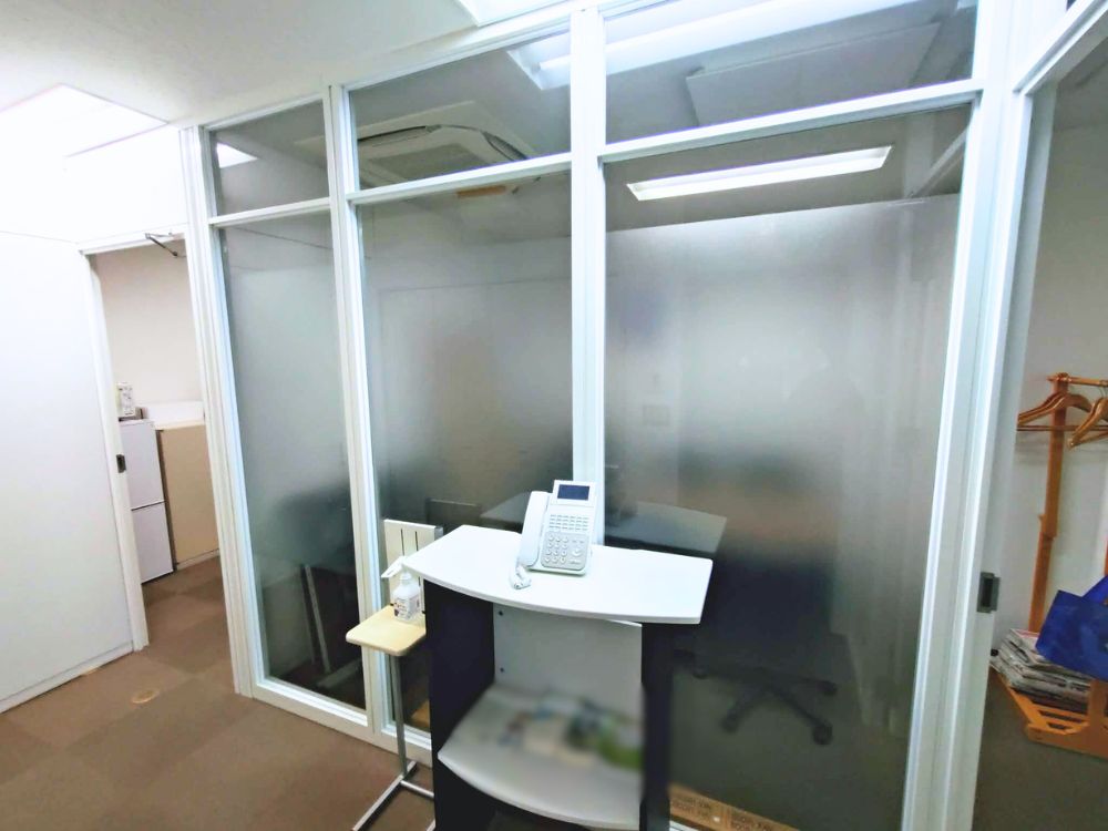 中央区新富のセットアップオフィス物件（新富町駅徒歩2分、約20坪）