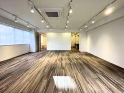 千代田区神田小川町のセットアップオフィス物件(小川町駅徒歩1分、約25坪)