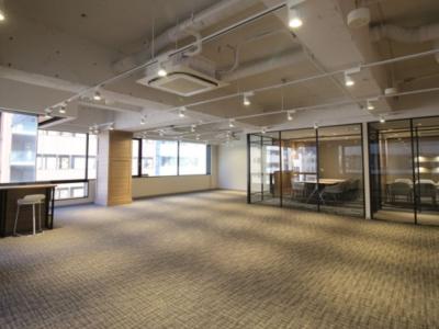 中央区新富のセットアップオフィス物件(新富町駅徒歩4分、約55坪)