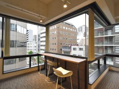 中央区新富のセットアップオフィス物件(新富町駅徒歩4分、約55坪)