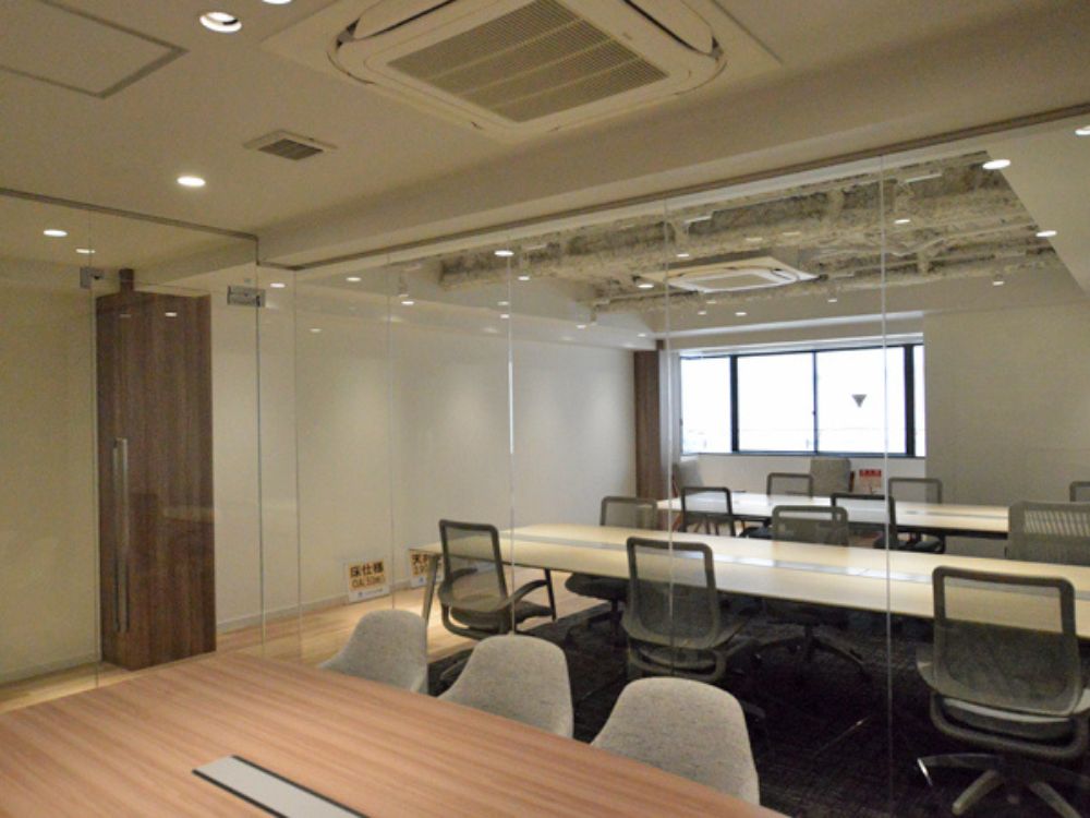 中央区日本橋のセットアップオフィス物件（日本橋駅徒歩3分、約25坪）