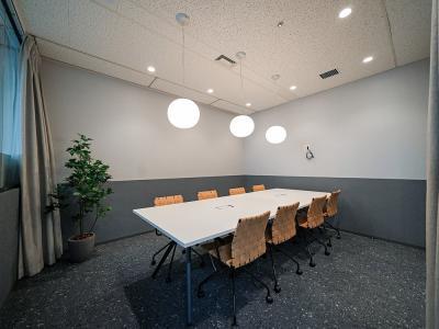 中央区晴海の居抜きオフィス物件(勝どき駅徒歩8分、約65坪)