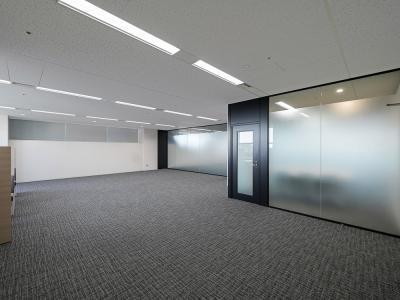 中央区晴海の居抜きオフィス物件(勝どき駅徒歩8分、約65坪)