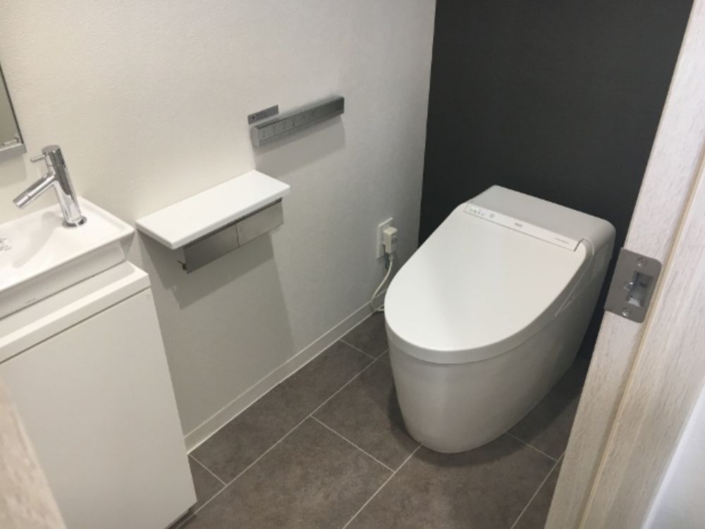 千代田区神田神保町のセットアップオフィス物件（神保町駅徒歩3分、約25坪）