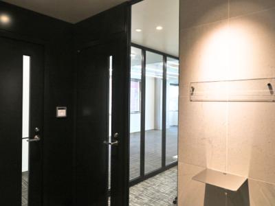千代田区神田神保町のセットアップオフィス物件（神保町駅徒歩3分、約25坪）