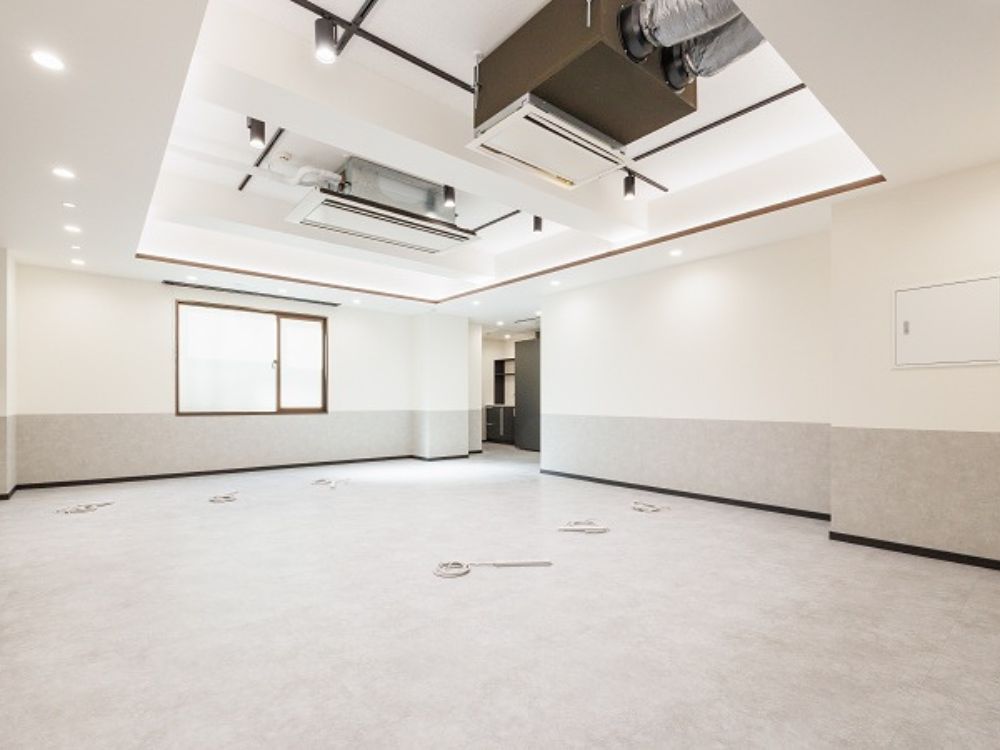 千代田区岩本町のセットアップオフィス物件（岩本町駅徒歩1分、約30坪）