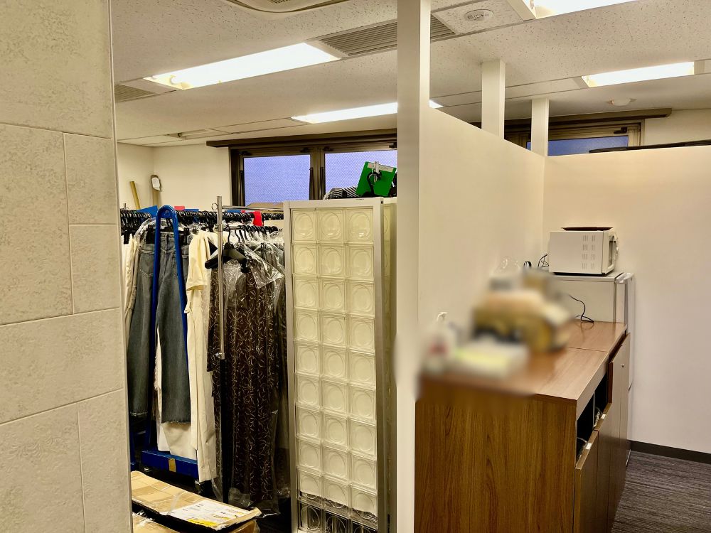 渋谷区恵比寿の居抜きオフィス物件（恵比寿駅徒歩3分、約50坪）