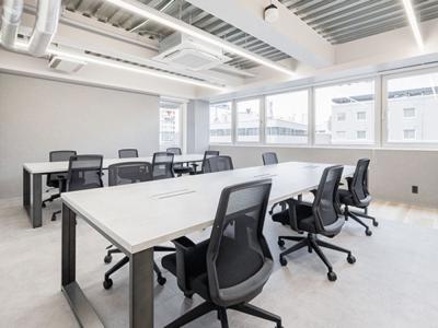 中央区日本橋久松町のフルセットアップオフィス物件（馬喰横山駅徒歩4分、約25坪）