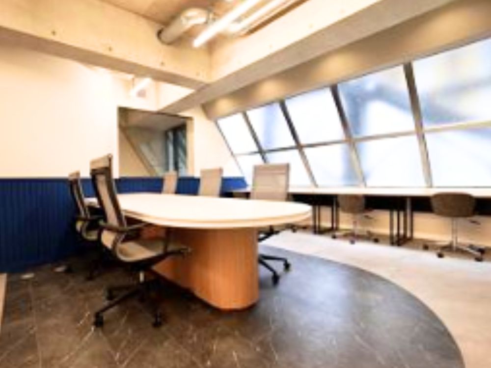 港区芝公園のコンパクトオフィス物件（御成門駅徒歩2分、約20坪）