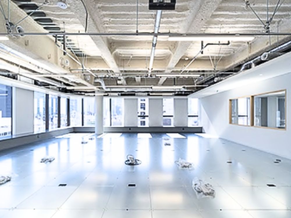 千代田区神田小川町のハーフセットアップオフィス物件（小川町駅徒歩1分、約95坪）