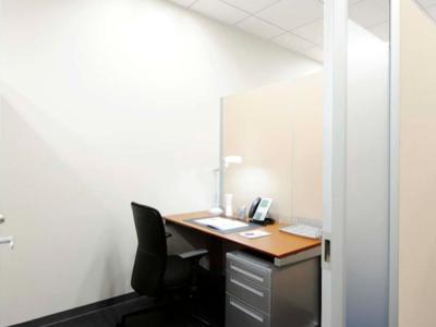 港区新橋のオフィス物件(新橋駅徒歩3分)