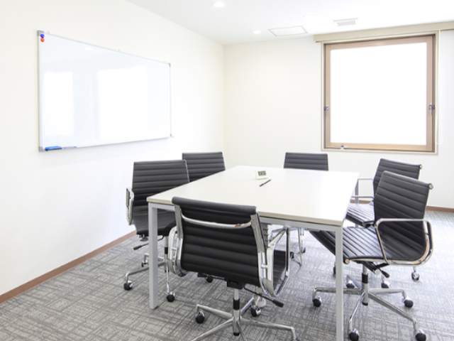 港区芝大門のオフィス物件（大門駅徒歩2分）