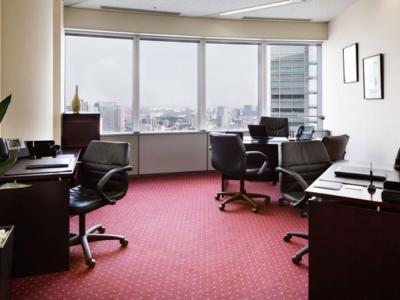 港区港南の5-7名用オフィス物件(品川駅徒歩3分、10坪未満)