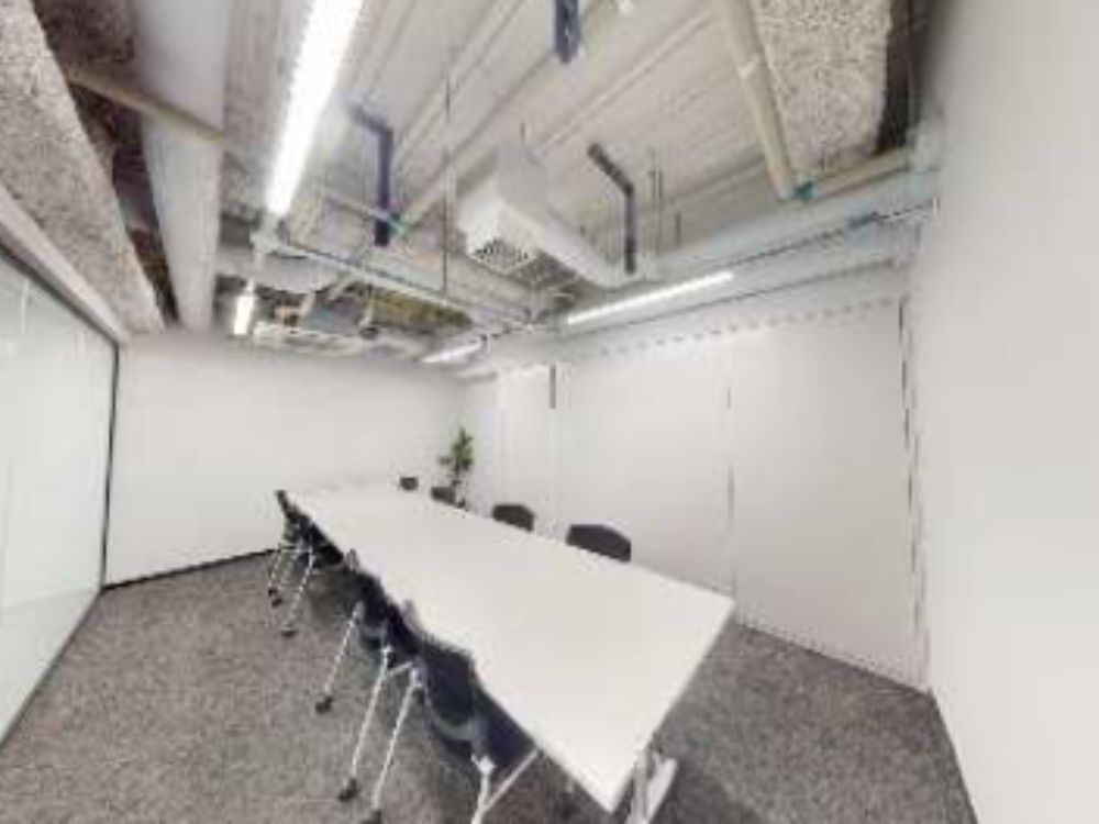 新宿区西新宿のセットアップオフィス物件（都庁前駅徒歩6分、約125坪）