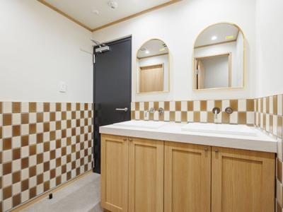 千代田区神田神保町のセットアップオフィス物件(神保町駅徒歩1分、約70坪)