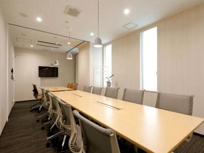 港区新橋の4名用オフィス物件（内幸町駅徒歩2分、10坪未満）