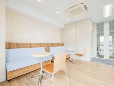 千代田区鍛冶町のセットアップオフィス物件(神田駅徒歩1分、約30坪)