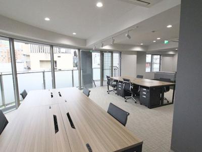 港区南青山のセットアップオフィス物件（表参道駅徒歩4分、約30坪）